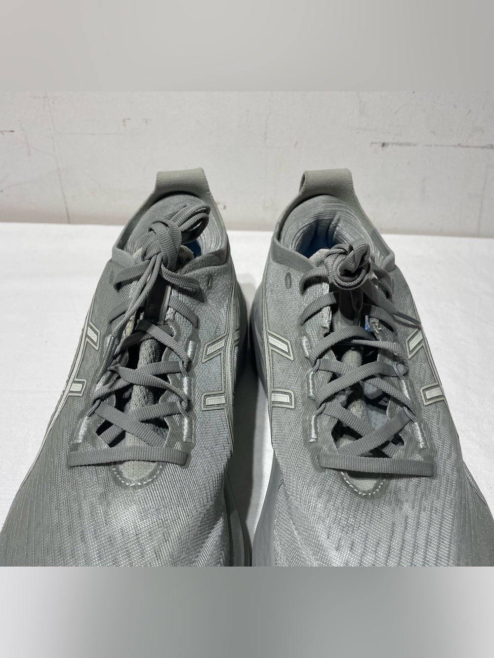 ASICS Gel Nimbus 27 Running Shoes Men’s 13 Seal Gray 1011B958 Road Runner - Picture 4 of 15